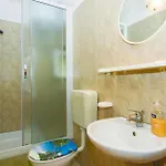 Three-bedroom In Ostrvica