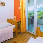 Daire Three-bedroom In Ostrvica