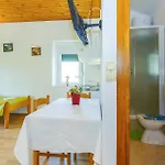 Daire Three-bedroom In Ostrvica