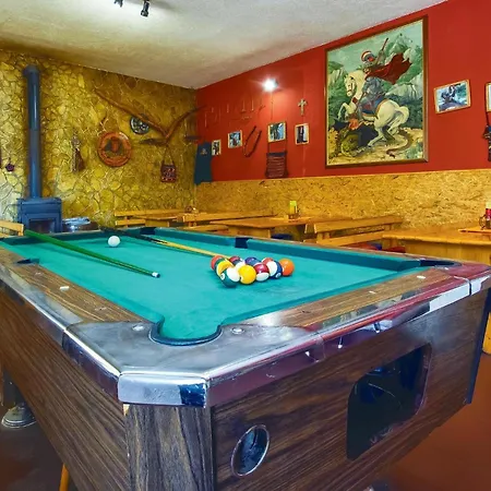 Apartment Three-bedroom In Ostrvica