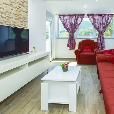 Three-bedroom In Apartment