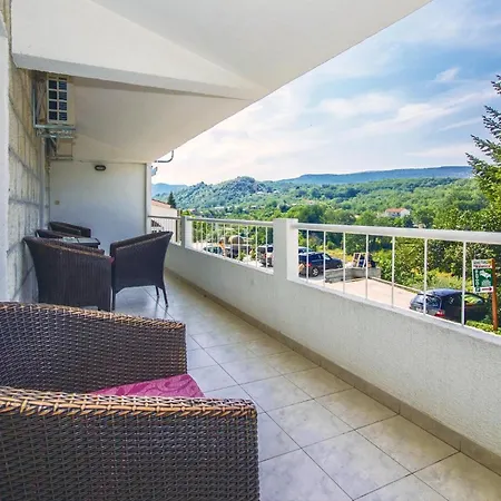 Three-bedroom In Apartment Ostrvica